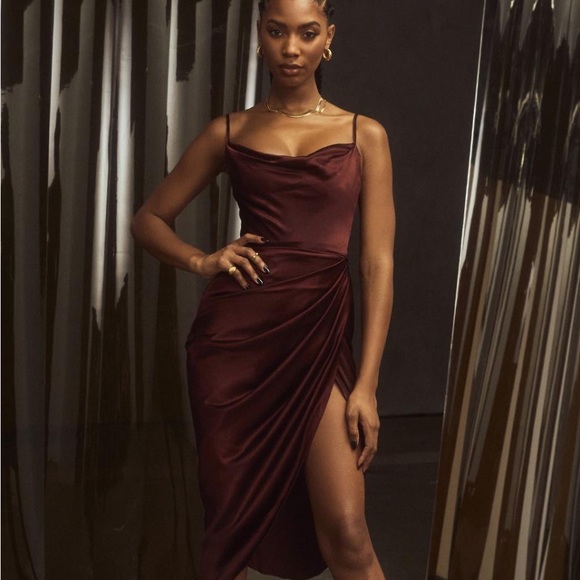 House of CB ‘Reva’ Raisin Satin Gathered Corset Dress Raisin NWOT - Picture 6 of 12